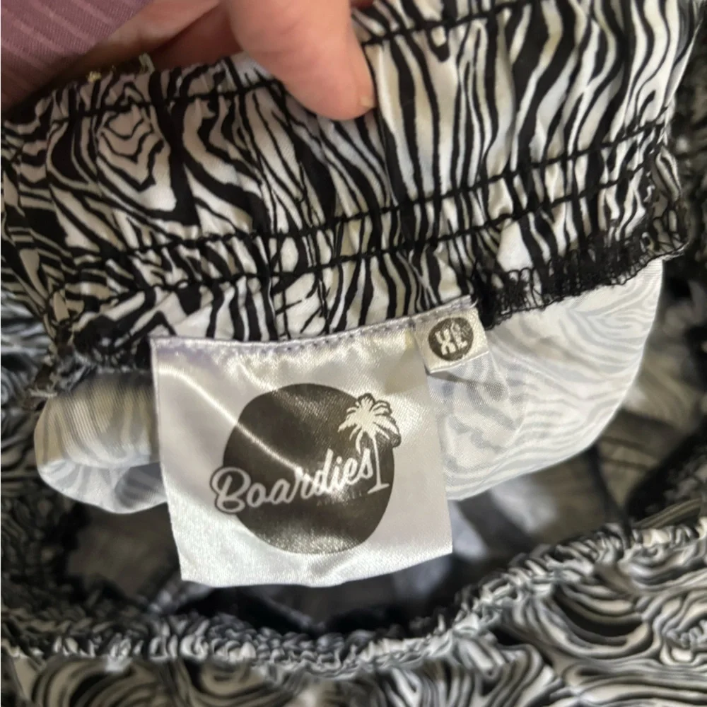 Urban Outfitters dive into